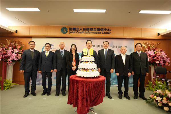 50周年感恩茶會_長官合影1